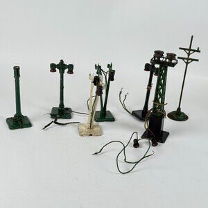 Vintage 0 Gauge Train Signal & Light Accessories Lot of 7 For Parts Only